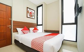 The Colins Hotel